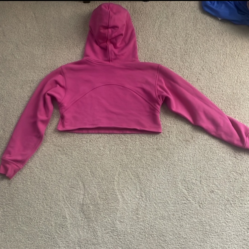 Limited Edition cropped Lululemon hoodie